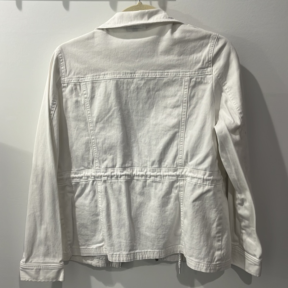 White jacket - Picture 2 of 3
